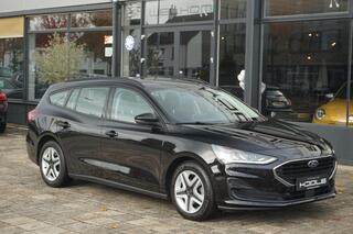 ford-focus-wagon-1.0-ecoboost-hybri