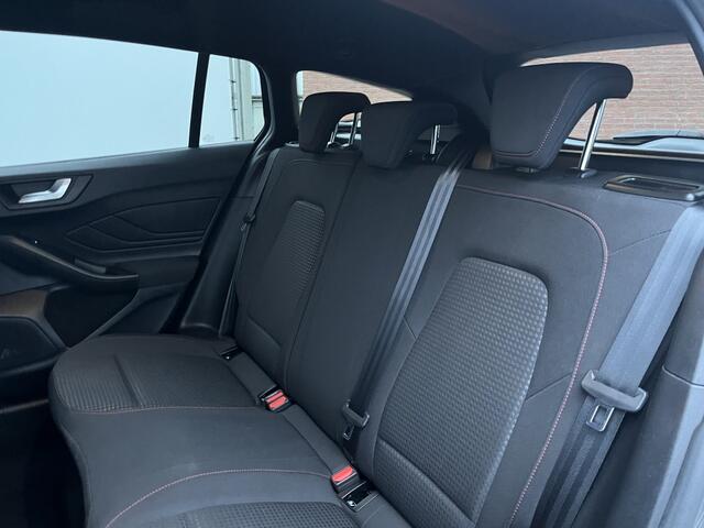 Ford FOCUS 155pk EBH ST L. XBns WINTERPACK/CAMERA/ADAPTIVE C.C. etc