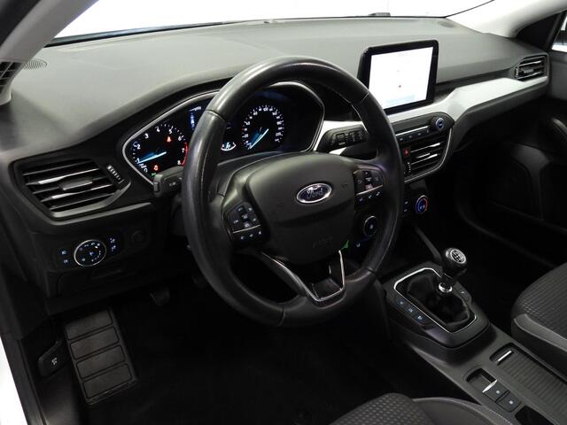 Ford FOCUS Wagon 1.0 EcoBoost Trend Business NAVI/TREKH/LED/PDC/16"LMV!