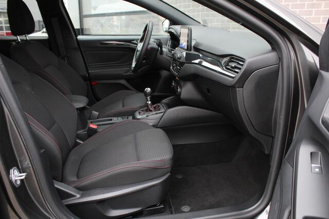 Ford FOCUS Wagon 1.0 EcoBoost Hybrid ST Line / HUD / Stoel/stuurverwarming