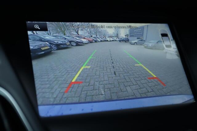 Ford FOCUS 1.0 TITANIUM ST-LINE SPORT | NAVI | KEY-LESS | CAMERA | PDC