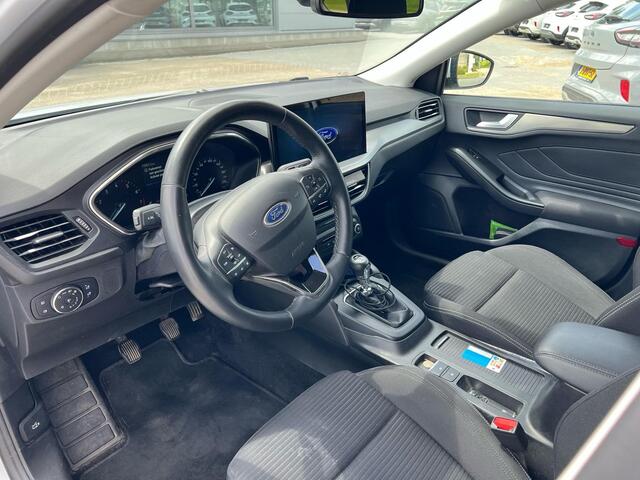 Ford FOCUS Wagon 1.0 EcoBoost Hybrid Titanium | Elektrisch uitklapbare trekhaak | Cruise Control | Winter Pack | Climate Control