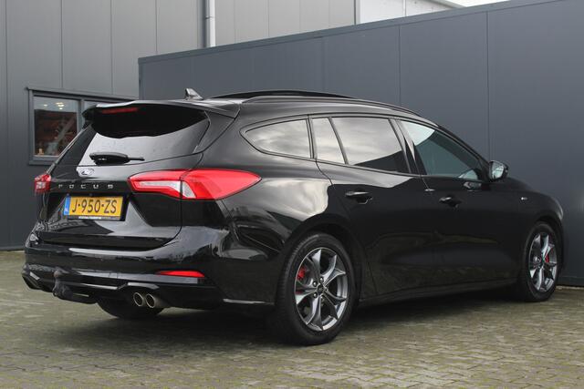 Ford FOCUS Wagon 1.0 EcoBoost Hybrid ST Line X Business | Incl. 12 maanden garantie | Trekhaak | Panorama dak | Achteruitrijcamera | Cruise control | Climate control | Airco | Bluetooth | Lichtmetalen velgen | Parkeersensoren