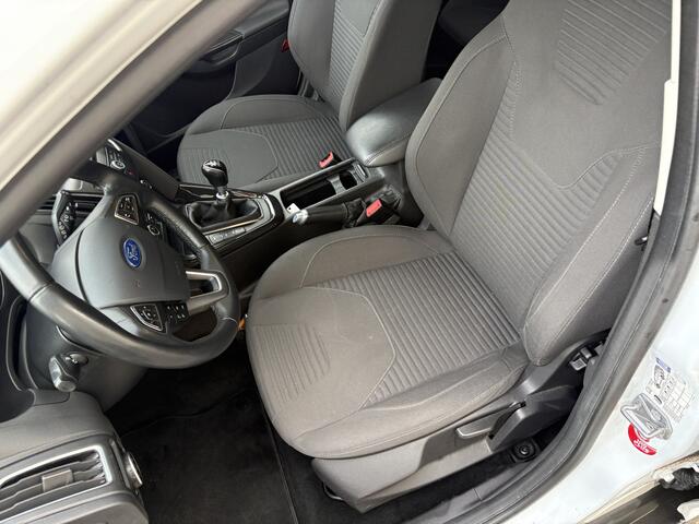 Ford FOCUS Wagon 1.0 Titanium / NAVI / AIRCO / CRUISE / 121dkm! NAP!