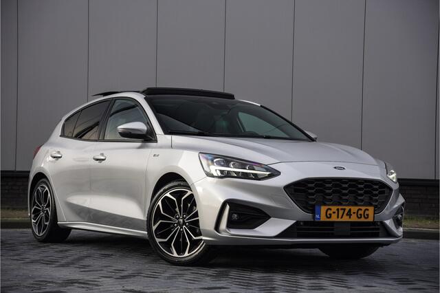 Ford FOCUS 1.0 EcoBoost ST Line, PANO, NAVI, CARPLAY, NAP