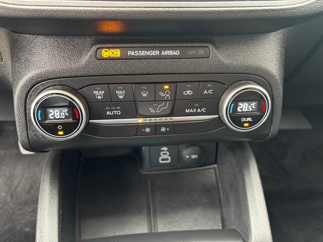 Ford FOCUS 1.0 TITANIUM STYLE 125 PK NAVI AIRCO/ECC PDC