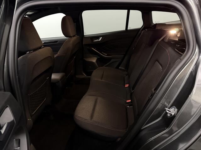 Ford FOCUS 1.0 EcoBoost Hybrid ST Line 155PK Clima, Camera, Navi, Winterpakket, Cruise control, Virtual desk, Keyless start, A start stop