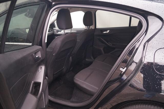 Ford FOCUS 1.0 EcoBoost Hybrid Titanium Style -NAVI-ECC-