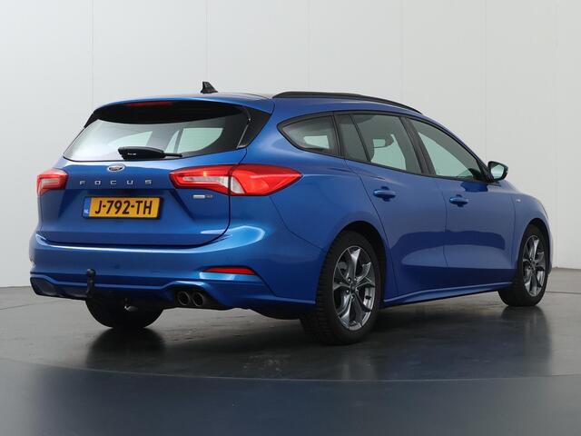 Ford FOCUS Wagon 1.0 EcoBoost Hybrid ST Line Business | Trekhaak | Panoramadak | Winterpakket | Cruise Control | Parkeercamera |