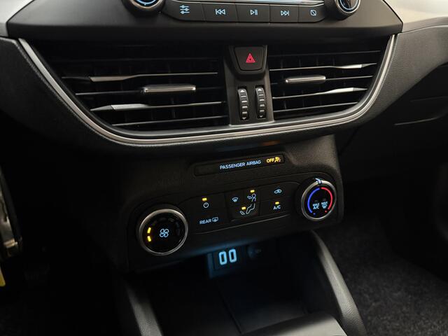 Ford FOCUS Wagon 1.0 EcoBoost Hybrid Trend *Org.NL!* Carplay / Camera / Cruise / LED / Navigatie / 16'' LMV