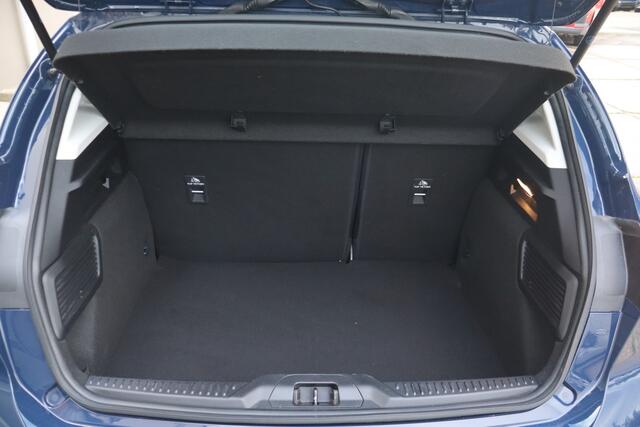 Ford FOCUS 1.0 EcoBoost Trend Edition NL-Auto!! Apple Car-Play I Cruise I Led verlichting