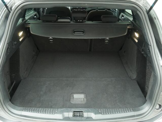 Ford FOCUS Wagon Ecoboost Hybrid 125 pk ST-line | Winter Pack | 4 seiz. banden | Navi | Clima | Cruise | Dr. loos Apple Carplay