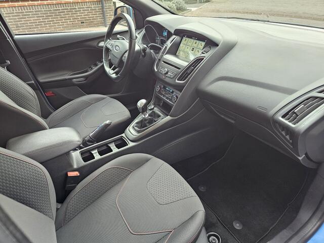Ford FOCUS | NL Auto | Lm velgen | Airco 1.5 ST-Line