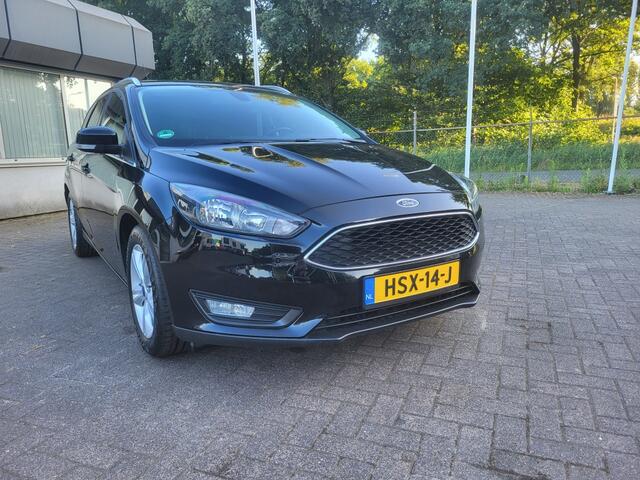 Ford FOCUS Wagon 1.5 Titanium Edition Eerste eigenaar Automatische airco Stoelver