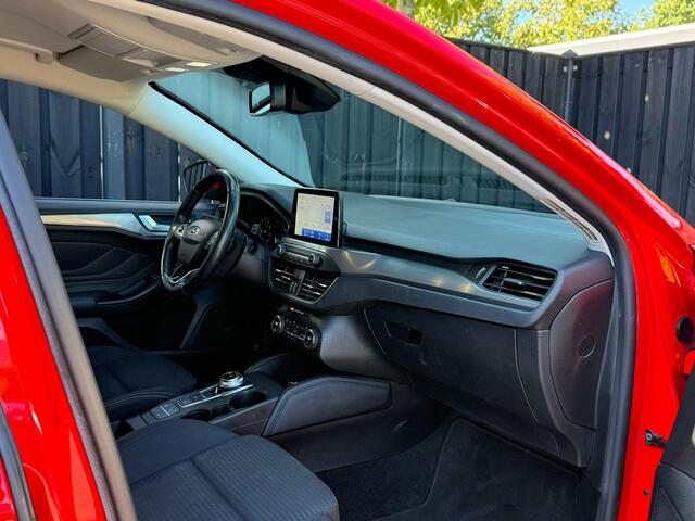 Ford FOCUS Wagon 1.0 EcoBoost Titanium Business