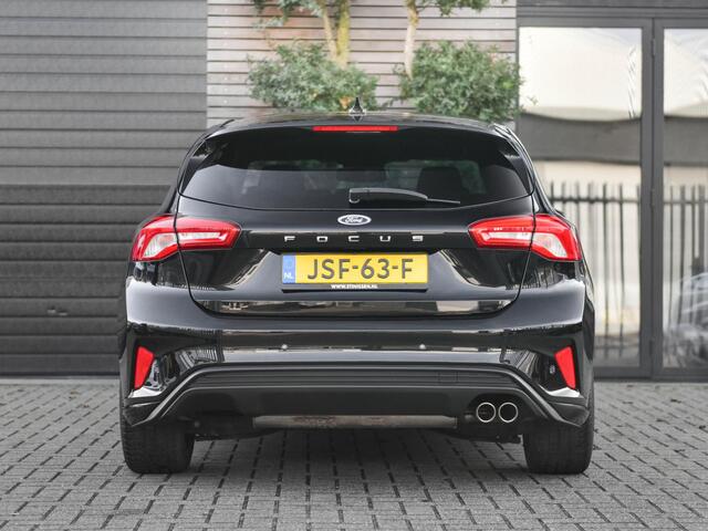 Ford FOCUS 1.5 EcoBoost ST Line Business Feestdagen geopend bel voor een afspraak. B&O, Panoramadak, Adaptieve, cruise control Led verlichting, 18 inch Velgen
