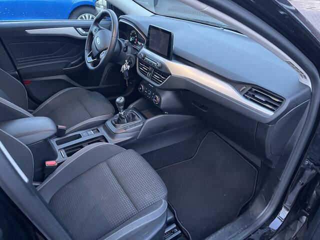 Ford FOCUS Wagon 1.0 EcoBoost Hybrid Edition Business CAMERA WINTER PACK NAVI