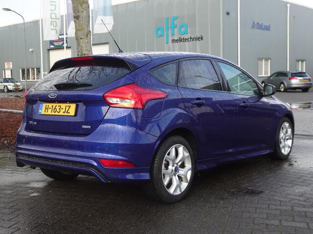 Ford FOCUS 1.0i 126PK Autom. St-line