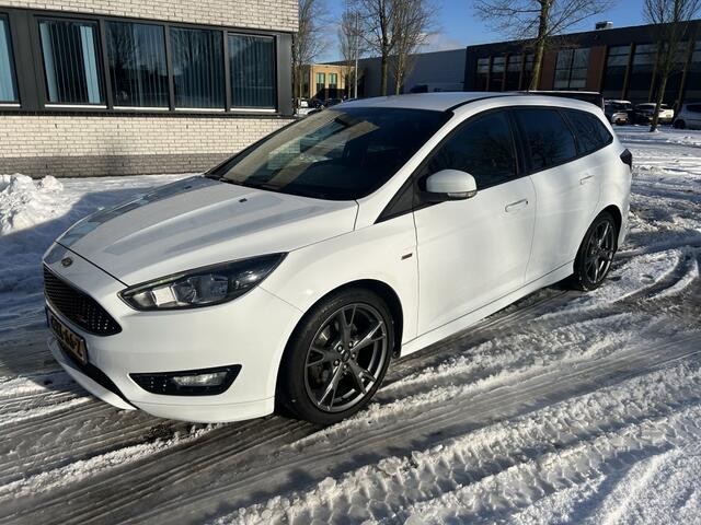 Ford FOCUS Wagon 1.5 ST-Line 182PK 18INCH SPORTST KEY-LESS
