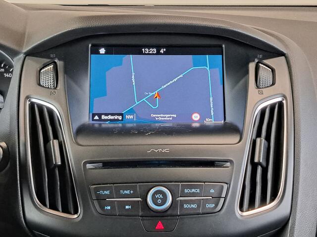 Ford FOCUS Wagon 1.0 ST-Line + NAVI