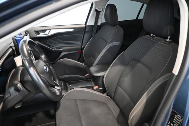 Ford FOCUS 1.0 EcoBoost Edition Business Lane Assist Adaptieve Cruise Trekhaak Apple Carplay Clima Stoel/Stuur verwarming Inruil Mogelijk!