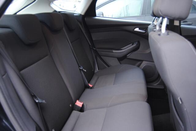 Ford FOCUS 1.0 Lease Edition || Apple Carplay! || Trekhaak