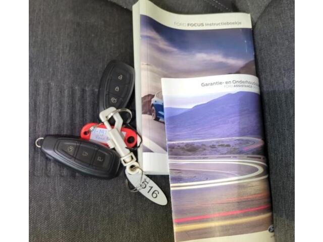 Ford FOCUS Wagon 1.5D 120PK Euro6 Active Business / Trekhaak / Navigatie / Airco / Pdc.V+A / Xenon / B&O Radio multimedia / Technology-Family Pack /