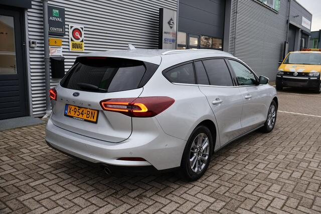 Ford FOCUS Wagon 1.0 Hybrid Titanium 1e Eigenaar | Volledig Onderh | NL-Auto | BTW | Camera | Navi | AD Cruise | Carplay | Driver Assist Pack | DAB | Full Led | Keyless