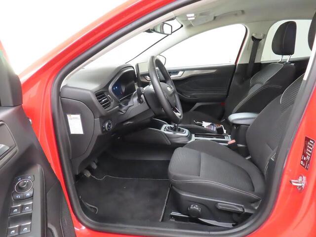 Ford FOCUS 155pk Eco Hybrid Titanium X Sync-4 Navi Camera Winter pack 18" LM 1e eigenaar 5drs Dealeronderhouden