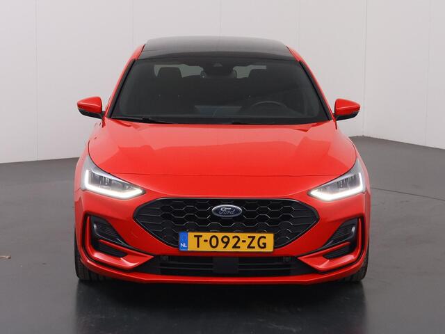 Ford FOCUS 1.0 EcoBoost Hybrid ST Line X | Panoramadak | Winterpakket | Head-Up | Cruise Control Adaptief | B&O |