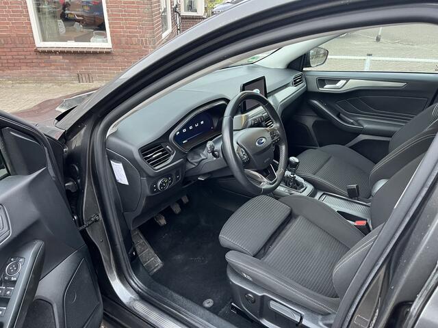 Ford FOCUS Wagon 1.0 EcoBoost Hybrid Titanium X Business TREKHAAK CAMERA CLIMA NAVI