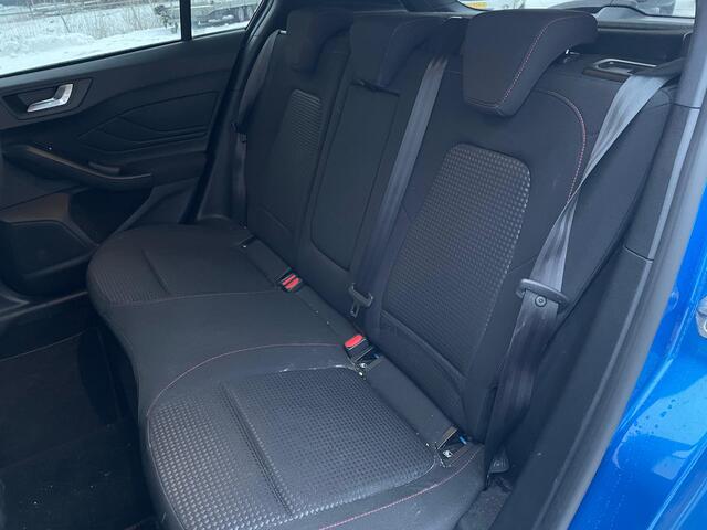 Ford FOCUS EcoBoost Hybrid ST Line X | Winter Pack | Camera | 1e eigenaar | Cruise | 100% dealeronderhouden |