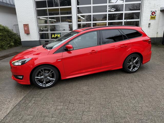 Ford FOCUS Wagon 1.5 ST-Line 150 PK