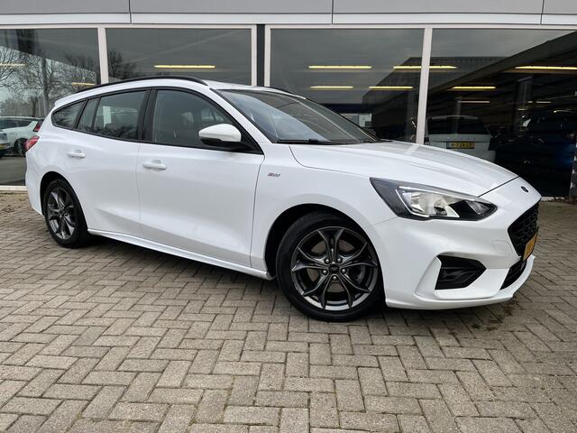 Ford FOCUS Wagon 1.5 EcoBlue ST Line Business Elec trekhaak / Clima / Led / Carplay