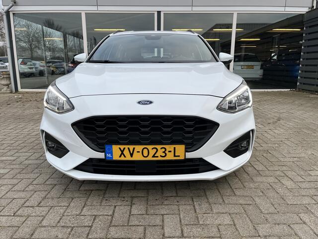 Ford FOCUS Wagon 1.5 EcoBlue ST Line Business Elec trekhaak / Clima / Led / Carplay