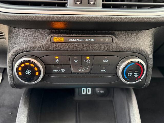 Ford FOCUS 1.0 EB TREND EDITION BUSINESS NAVI AIRCO PDC