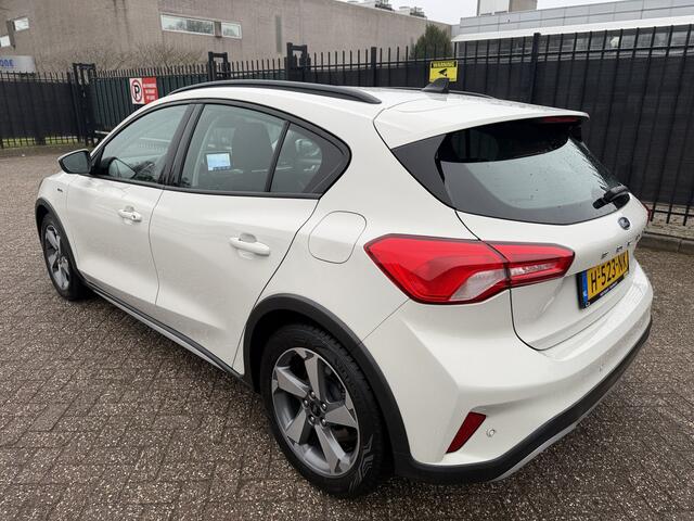 Ford FOCUS 1.0 EcoBoost Active Business Carplay/Stoelverw/LED