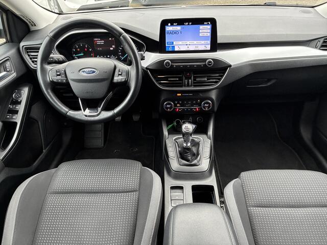 Ford FOCUS Wagon 1.0 EcoBoost Trend Edition Business Climate control | Stoel & Stuurverwarming | Navigatie | Parkpilot | Elektrisch Pakket | LM-Velgen/AllSeason banden | Trekhaak