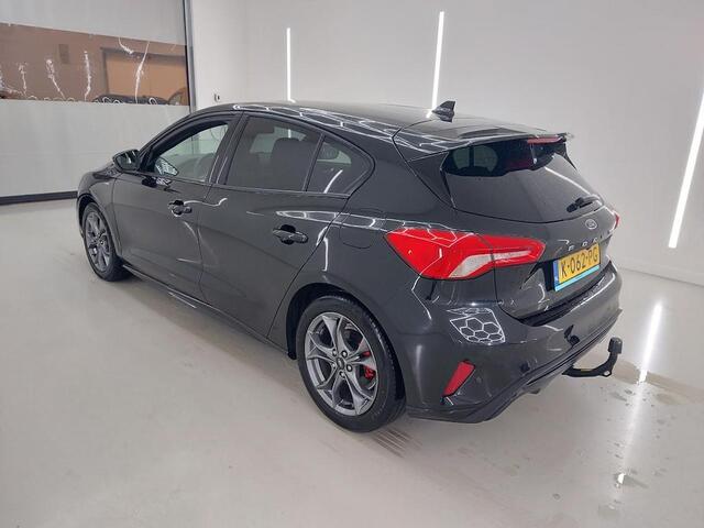 Ford FOCUS 1.0 EcoBoost Hybrid ST Line X Business Af neembare trekhaak | Pdc | Keyless | Navigatie