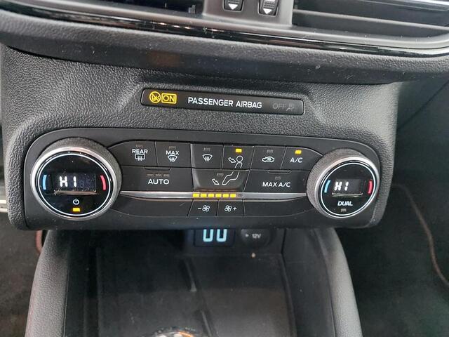 Ford FOCUS 1.0 EcoBoost Hybrid ST Line X Business Af neembare trekhaak | Pdc | Keyless | Navigatie