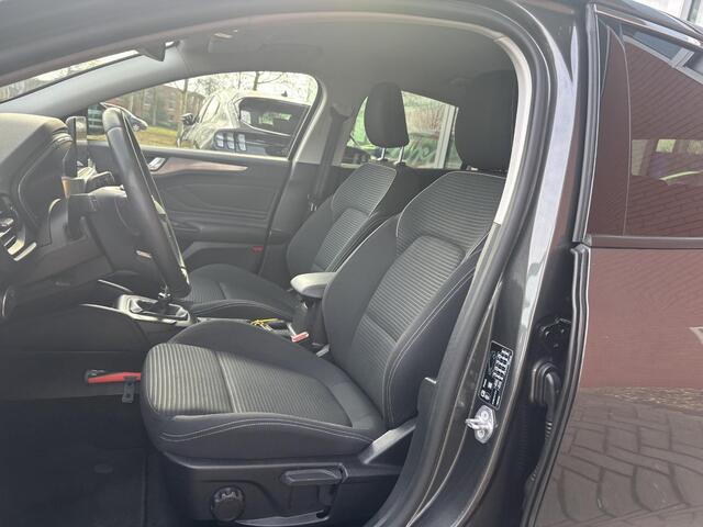 Ford FOCUS 1.0 EcoBoost Titanium Business 125pk | Adaptieve Cruise Control | LED verlichting | Camera | B&O Sound | Winterpakket | Navigatie | Climate Control