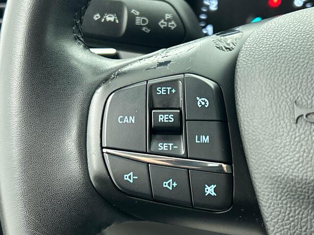 Ford FOCUS Wagon 1.0 EcoBoost Hybrid Active Airco ECC Navi Carplay PDC Voor en achter Full LED 17"LM Velgen Cruise Control