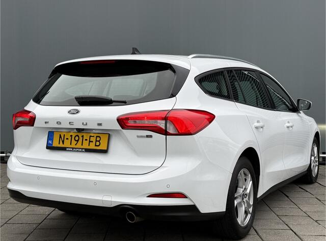 Ford FOCUS Wagon BWJ 2021 | 1.0T 124PK Hybrid Trend Edition | CAMERA A | SPORTSTOELEN | NAVI | PDC 2X | AIRCO | LICHTMETAAL | ARPLAY | DAB | CRUISE |