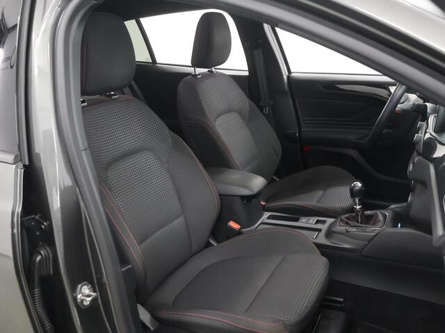 Ford FOCUS Wagon 1.0 EcoBoost Hybrid ST Line X Business | Winterpakket | Full Led Koplampen | Head-Up | Parkeercamera | Navigatie | Climate Control |