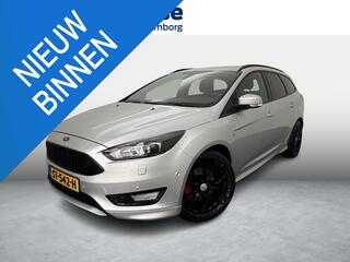 ford-focus-wagon-1.5-st-line-150-pk