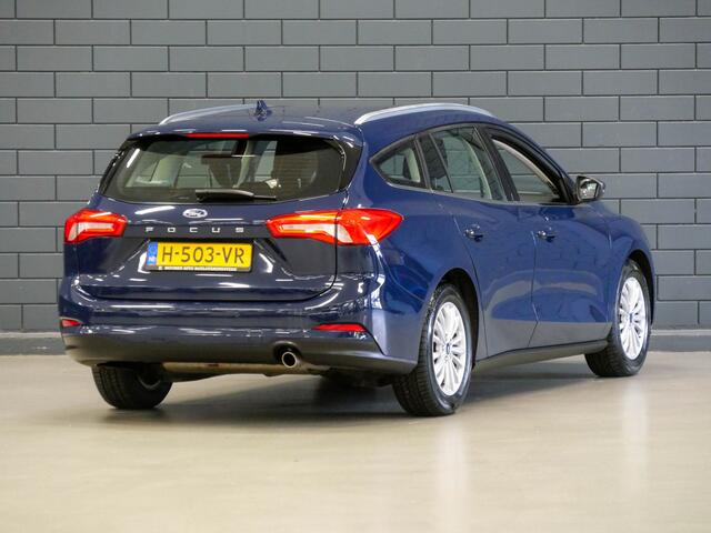 Ford FOCUS Wagon 1.0 EcoBoost Titanium Business | WINTERPACK | NAVIGATIE | CRUISE CONTROL |