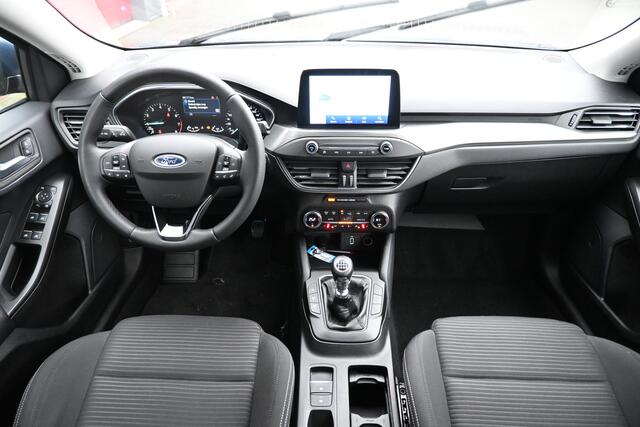 Ford FOCUS Wagon 1.0 EcoBoost Titanium Business trekhaak