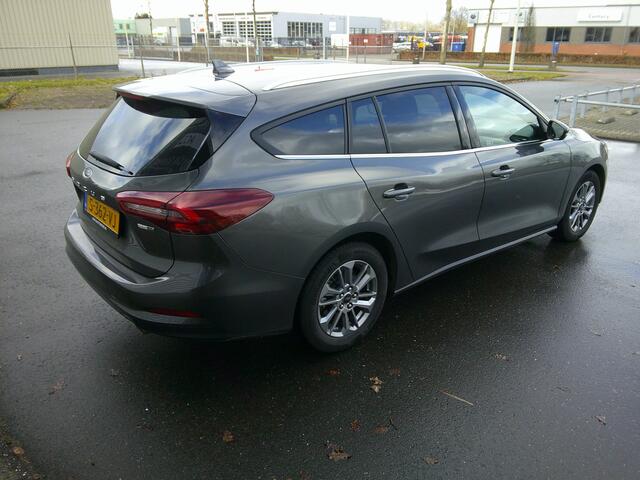 Ford FOCUS Wagon 1.0 EcoBoost Hybrid Titanium Staat in Hoogeveen