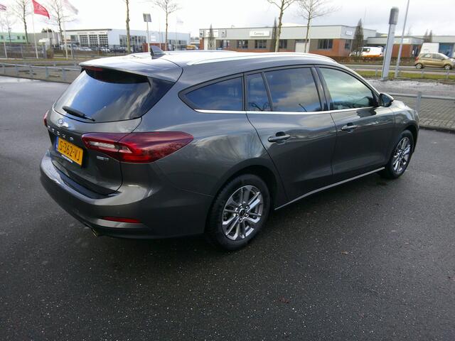 Ford FOCUS Wagon 1.0 EcoBoost Hybrid Titanium Staat in Hoogeveen
