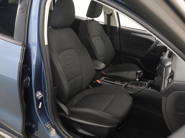 Ford FOCUS 1.0 EcoBoost Active Business | Navigatie | Stoelverwarming | Cruise Control | Parkeersensoren |